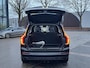 Volvo XC90 2.0 T8 Recharge AWD Ultra Dark 7-Persoons | Luchtvering | Vol Opties | Head-Up | Winterpakket | Harman & Kardon | Panoramadak | Memory Stoelen | Matrix-LED | 360 Camera | Rijklaar met Volledige Volvo Fabrieksgarantie
