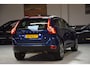 Volvo XC60 2.4 D5 AWD *Ocean Race* Aut|Navi|Leder|Panoramadak|215pk!|Compleet onderhouden
