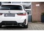 BMW 3-Serie 330e xDrive M Sport | Shadow | Panorama | Head-Up | Elek. trekhaak | Widescreen | Hifi | Camera | 18' inch |