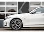 BMW 3-Serie 330e xDrive M Sport | Shadow | Panorama | Head-Up | Elek. trekhaak | Widescreen | Hifi | Camera | 18' inch |