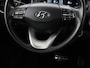 Hyundai Kona Electric EV Comfort 64 kWh | Trekhaak | Adaptive cruise | Warmtepomp | Camera | Carplay | Keyless | Navigatie | Climate control