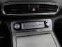 Hyundai Kona Electric EV Comfort 64 kWh | Trekhaak | Adaptive cruise | Warmtepomp | Camera | Carplay | Keyless | Navigatie | Climate control