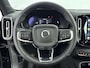 Volvo XC40 Recharge Core 70 kWh | 1e Eig. | All Season | Stoel + stuurverwarming | Trekhaak | Warmtepomp | El. bed. achterklep | Camera |