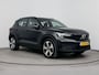 Volvo XC40 Recharge Core 70 kWh | 1e Eig. | All Season | Stoel + stuurverwarming | Trekhaak | Warmtepomp | El. bed. achterklep | Camera |