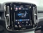 Volvo XC40 Recharge Core 70 kWh | 1e Eig. | All Season | Stoel + stuurverwarming | Trekhaak | Warmtepomp | El. bed. achterklep | Camera |