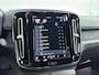Volvo XC40 Recharge Core 70 kWh | 1e Eig. | All Season | Stoel + stuurverwarming | Trekhaak | Warmtepomp | El. bed. achterklep | Camera |