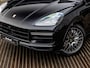 Porsche Cayenne 4.0 Turbo | SPORTCHRONO | VIERWIELBESTURING | PTV + | 21 INCH | PASM LUCHTVERING | PDLS + | ELEKTR.TREKHAAK | ADAPTIVE CRUISE CONTROL | SOFTCLOSE | APPLE CARPLAY | SFEERVERLICHTING |  PORSCHE ONDERHOUDEN |