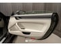 Porsche 911 Cabrio 992 3.0 Carrera 4 (2020) Sport Chrono, Sportuitlaat, Bi-color leder, Lane Assist, adaptive cruise.