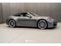 Porsche 911 Cabrio 992 3.0 Carrera 4 (2020) Sport Chrono, Sportuitlaat, Bi-color leder, Lane Assist, adaptive cruise.