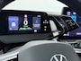 Volkswagen ID.4 Max Pro 1ST 77kWh W-pomp Trekhaak Panodak Camera 21" PDC-a+v Matrix-LED-a+v Adap.Cruise Navi Ergo-Active Stoelen Memory Dynamisch onderstel Stoelverwarming Lmv Elek.Achterklep Privacy Glas Voorruitverwarming Wifi SOH 87% 1e Eigenaar Origineel Nederlandse Auto 1.000KG Trekgewicht € 58.000 nieuw !