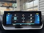 Peugeot e-2008 GT Pack 50kWh EV 136pk AUTOMAAT | SCHUIF/KANTELDAK | ALCANTARA | STOELVERW. | NAVI | KEYLESS | CAMERA | 18" 'EVISSA' | ADAPTIVE CRUISE
