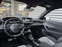 Peugeot e-2008 GT Pack 50kWh EV 136pk AUTOMAAT | SCHUIF/KANTELDAK | ALCANTARA | STOELVERW. | NAVI | KEYLESS | CAMERA | 18" 'EVISSA' | ADAPTIVE CRUISE