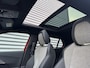 Peugeot e-2008 GT Pack 50kWh EV 136pk AUTOMAAT | SCHUIF/KANTELDAK | ALCANTARA | STOELVERW. | NAVI | KEYLESS | CAMERA | 18" 'EVISSA' | ADAPTIVE CRUISE