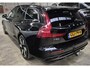 Volvo V60 T8 455pk AWD Ultra Dark | Trekhaak | 19'' | Harman/Kardon | Schu