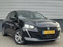 Peugeot e-208 Blue Lease Allure Pack 50kWh EV 136pk | NAVI | CAMERA | PDC V+A | ALL-SEASON BANDEN | LED KOPLAMPEN | DAB+ | CLIMA | CRUISE CONTROL