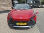 Toyota C-HR 1.8 Hybrid 140 First Edition NAVI APPLE/ANDROID PARK-SENSOREN 360°CAMERA KEYLESS DRAADLOOS-LADEN BLIND-SPOT ELEK-ACHTERKLEP AD-CRUISE 18"LMV