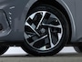 Volkswagen ID.3 Pro Business 59 kWh 204 PK | LED Matrix IQ | Stoel & Stuurverwarming | Steunhaak | Achteruitrijcamera | Keyless |