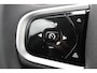 Volvo XC60 T8 Plug-in hybrid 455PK AWD Plus Black Edition Head-up display / Panoramisch schuif-kanteldak / Luchtvering / Trekhaak / 360graden camera / Google Infotainment