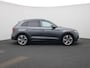 Audi Q5 2.0 TFSI e-hybrid quattro S edition Competition l Adaptive cruise control l Glazen panoramadak l Dodehoekdetectie l Head-up display l 360 graden camera l Elektrische voorstoelen l Stoelverwarming voor en achter l Airco l Navigatie l Optiekpakket zwart plus l Trekhaak l Apple Carplay / Android auto l  Privacy glas l