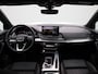 Audi Q5 2.0 TFSI e-hybrid quattro S edition Competition l Adaptive cruise control l Glazen panoramadak l Dodehoekdetectie l Head-up display l 360 graden camera l Elektrische voorstoelen l Stoelverwarming voor en achter l Airco l Navigatie l Optiekpakket zwart plus l Trekhaak l Apple Carplay / Android auto l  Privacy glas l
