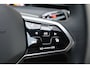 Volkswagen ID.7 Tourer Pro Limited Edition 286PK | Achterbank in ongelijke delen neerklapbaar incl. middenarmsteun en doorlaadmogelijkheid | Afstandscontrolesysteem (Front Assist), met voetgangers- en fietsersherkenning | Airconditioning automatisch, 2-zone (Climatronic)