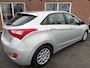 Hyundai i30 1.6 GDI i-Motion NIEUWE APK / PDC / CRUISE / LED / CLIMA / ISOFI