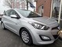 Hyundai i30 1.6 GDI i-Motion NIEUWE APK / PDC / CRUISE / LED / CLIMA / ISOFI