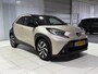 Toyota Aygo X 1.0 VVT-i MT Pulse | Dealer onderhouden | NL-Auto| Apple Carplay | Achteruitrijcamera | Bi-Tone