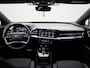 Audi Q4 Sportback e-tron 45 quattro Edition 82 kWh l Adaptive cruise control l Stoelverwarming l Airco l Navigatie l Achteruitrijcamera l Comfortsleutel l Apple Carplay / Android Auto l Character sound l Privacy glas l Warmtepomp l Optiekpakket zwart plus l Comfortsleutel