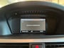 BMW 3-Serie 320i AUTOMAAT/CRUISE CONTROL/STOELVERWARMING/KANTEL/SCHUIFDAK/PARKEERSENSOREN V&A/CLIMA AIRCO/NAVIGATIE/LM-VELGEN