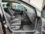 Volkswagen Golf 2.0 TDI Highline R-Line Virtual Panorama Xenon Dsg