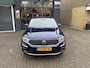 Volkswagen T-Roc 1.5 TSI Sport Business R Automaat / Airco clima/ Naviagtie/ Cruise adapt/ Appel carplay/ LED/ PDC/ Trekhaak/LMV
