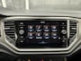 Volkswagen T-Roc 1.5 TSI Sport Business R Automaat / Airco clima/ Naviagtie/ Cruise adapt/ Appel carplay/ LED/ PDC/ Trekhaak/LMV