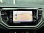 Volkswagen T-Roc 1.5 TSI Sport Business R Automaat / Airco clima/ Naviagtie/ Cruise adapt/ Appel carplay/ LED/ PDC/ Trekhaak/LMV