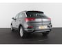 Volkswagen T-Roc 1.0 TSI Style > 110pk/Kleur Indium Grey/Parkeersensoren/navi/All season banden
