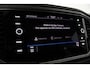 Volkswagen T-Roc 1.0 TSI Style > 110pk/Kleur Indium Grey/Parkeersensoren/navi/All season banden