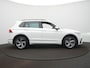 Volkswagen Tiguan 1.4 TSI eHybrid R-Line Business Automaat - Stoelverwarming - Navigatie - Side assist