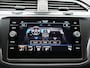 Volkswagen Tiguan 1.4 TSI eHybrid R-Line Business Automaat - Stoelverwarming - Navigatie - Side assist