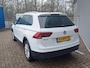Volkswagen Tiguan 1.5 TSI Comfortline Business | Navi | PDC | Elektrische Achterplep | Verw. Voorstoelen