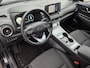 Hyundai Kona Electric EV Comfort Smart 39 kWh Automaat / Fabrieksgarantie tot 11-2027 / Batterijgarantie 8 jaar / Accu SOG 95,70% / Allseason banden / CCS snelladen / Stuur- & Stoelverwarming / Navigatie via Apple Carplay of Android Auto / Adaptief cruise control /