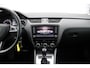 Skoda Octavia Combi 1.0 TSI Greentech Ambition Business DSG Clima/Cruise/Navi/Bluetooth/PDC/Apple/Android/16"LM/Trekhaak/APK:2027