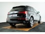 Audi Q5 55 TFSI e S edition Trekhaak - Privacy glas - Optiekpakket zwart plus - Zonwering - Comfort interieurvoorverwarming - MMI navigatie plus - Achterbank plus - Sportstoelen - Stoelen vΓ³Γ³r verwarmbaar -