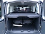 Volkswagen Caddy Maxi 1.5 TSI 7p, Trekhaak / Navigatie / Climate Control / Sensoren / Stoelverwarming / Cruise Control / 16'' LMV