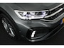 Volkswagen T-Roc 1.5 TSI 150pk DSG R-Line Edition Trekhaak Camera Stoelverwarming Virtual Cockpit Navigatie