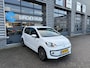 Volkswagen Up! 1.0 high BlueMotion | Cruise controle | Parkersensoren | LMV 15 inch |