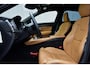 Volvo S90 2.0 T8 AWD Inscription Exclusive | B&W | Luchtvering | Schuif/kanteldak | NL-Auto! |