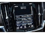 Volvo S90 2.0 T8 AWD Inscription Exclusive | B&W | Luchtvering | Schuif/kanteldak | NL-Auto! |