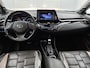 Toyota C-HR 1.8 Hybrid Dynamic | Lederen interieur | Side bars |