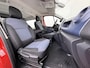 Opel Vivaro D126pk L2H1 Dubbele Cabine Euro 6 Navi Airco Trekhaak Camera Cruise Control Bluetooth Pdc 5-Persoons Betonplex Vloer Wandbetimmering Schuifdeur Regen-Lichtsensor 1.6CDTI 1e Eigenaar Origineel Nederlandse Auto Dealeronderhouden 2.000kg trekvermogen