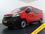 Opel Vivaro D126pk L2H1 Dubbele Cabine Euro 6 Navi Airco Trekhaak Camera Cruise Control Bluetooth Pdc 5-Persoons Betonplex Vloer Wandbetimmering Schuifdeur Regen-Lichtsensor 1.6CDTI 1e Eigenaar Origineel Nederlandse Auto Dealeronderhouden 2.000kg trekvermogen